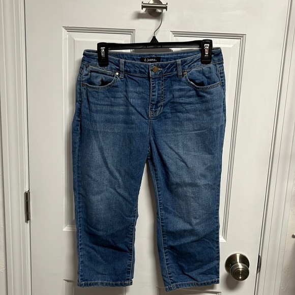 d. jeans Pants - 𝅺d.jeans Capri jeans size 6.